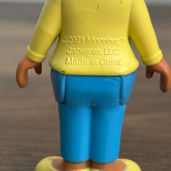 CoComelon School Time Miss MS. APPLEBERRY The Teacher Mini Toy Figure 3.5” 2021 - Picture 6 of 10